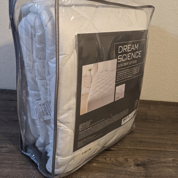 *NWT* Martha Stewart Collection Twin Mattress Pad - Picture 9 of 12